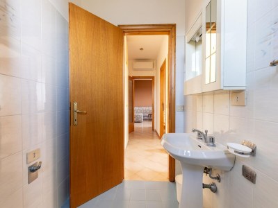 Apartment Apartment in Tuoro near Lake Trasimeno - Features photo 32