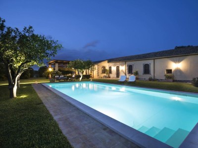 Villa SCENT CASALE DELL'ULIVO - CASALE DELL'ULIVO in Siracusa - Villa
