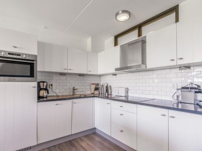 Apartment Princess Juliana 94 with sea view - Features photo 9