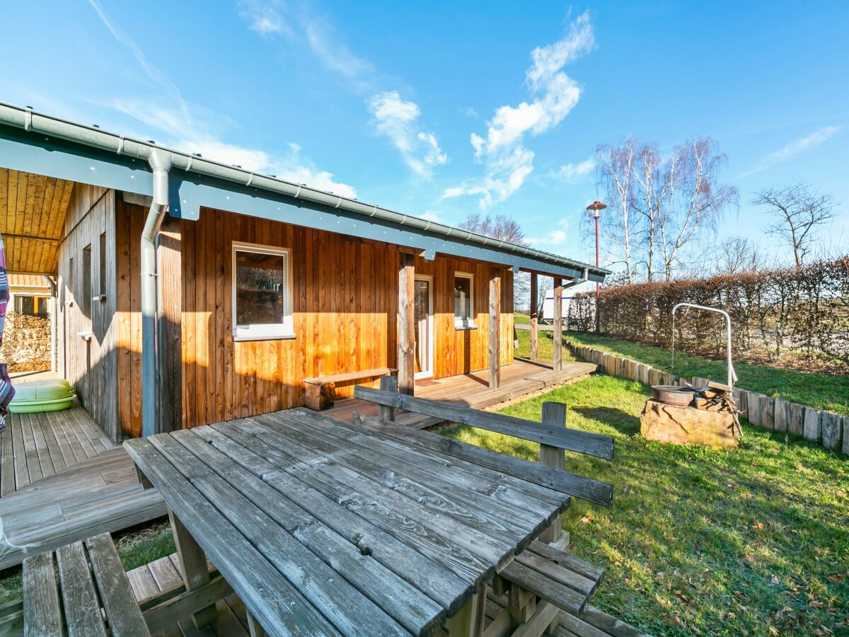 Chalet Chalet in Harreberg with Garden Views - Outdoor photo 2