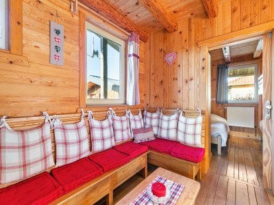 Chalet Chalet in Harreberg with Garden Views - Features photo 9