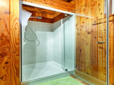 Chalet Chalet in Harreberg with Garden Views - Features photo 17