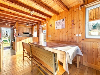 Chalet Chalet in Harreberg with Garden Views - Features photo 22