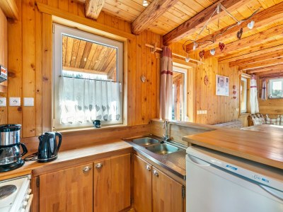 Chalet Chalet in Harreberg with Garden Views - Features photo 26