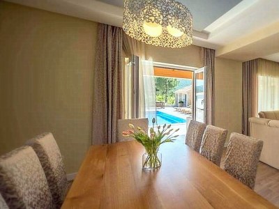 Villa Zara with heated hydro-massage pool - Features photo 12