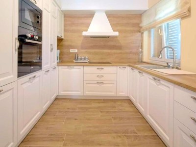 Villa Zara with heated hydro-massage pool - Features photo 17