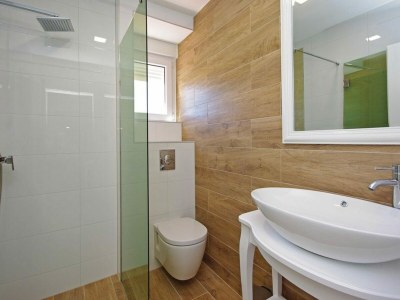 Villa Zara with heated hydro-massage pool - Features photo 21