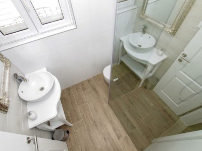 Villa Zara with heated hydro-massage pool - Features photo 24