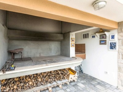 Villa Zara with heated hydro-massage pool - Features photo 39