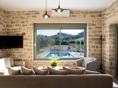 Villa in Kamilari - Features photo 14