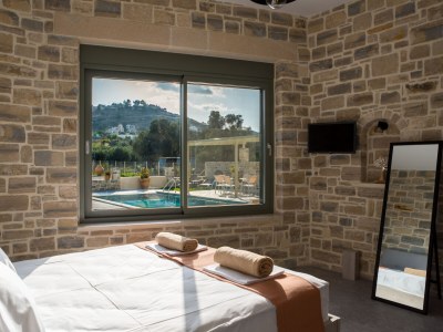 Villa in Kamilari - Features photo 21