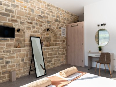 Villa in Kamilari - Features photo 22