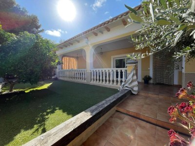 Holiday house Pet-Friendly Villa with Pool - Outdoor photo 4