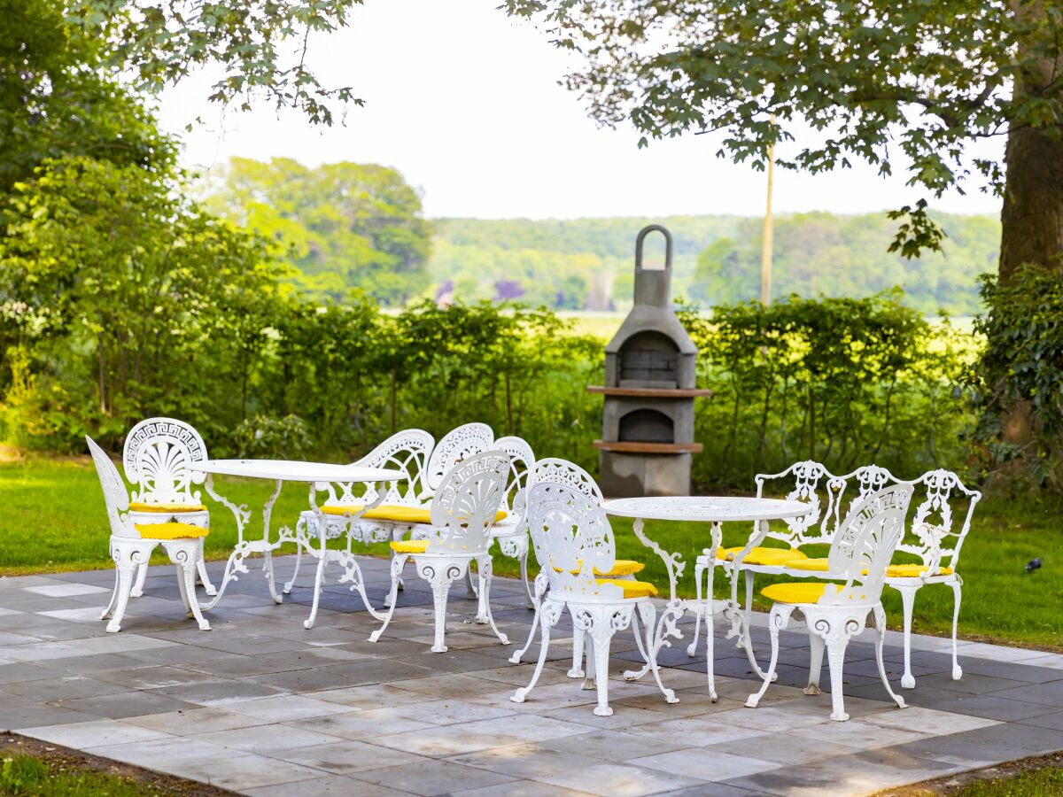 Holiday house Gutshaus Kleine Gönn - Outdoor photo 4