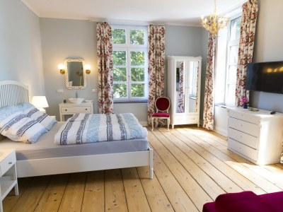 Holiday house Gutshaus Kleine Gönn - Features photo 23