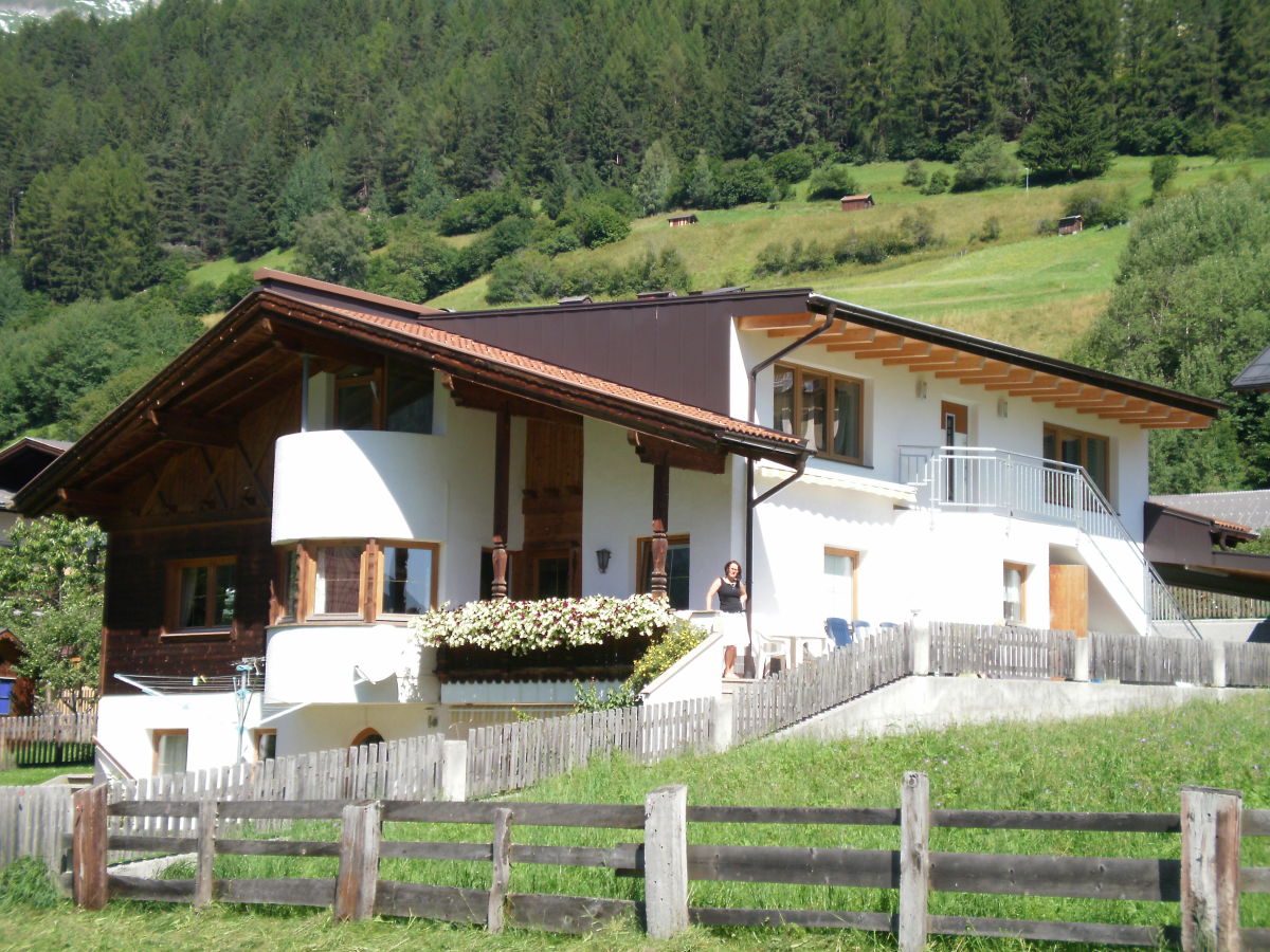 Holiday apartment Eisenspitze - Outdoor photo 2