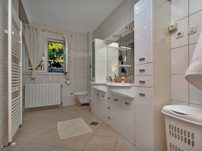 Villa Villa Marina with pool - Features photo 16