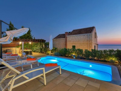 Villa Villa Goran with pool in Makarska - Villa