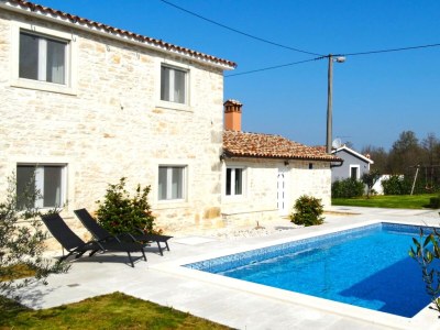 Holiday house Mikela - Outdoor photo 2