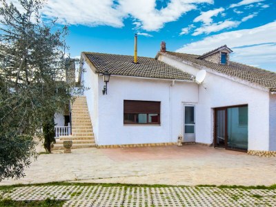 Villa Villa in Villamuriel mit Pool und Grill - Outdoor photo 2