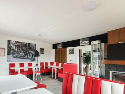 Villa Villa in Villamuriel mit Pool und Grill - Features photo 8