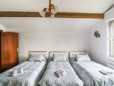 Villa Villa in Villamuriel mit Pool und Grill - Features photo 12