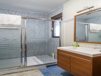 Villa Villa in Villamuriel mit Pool und Grill - Features photo 30