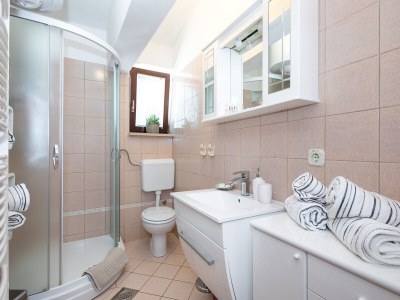 Holiday apartment Lori rot - Features photo 16