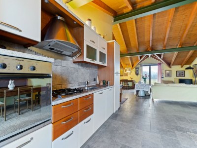 Apartment Belvilla by OYO Secluded Apartment with Balcony - Features photo 5