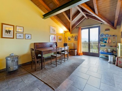 Apartment Belvilla by OYO Secluded Apartment with Balcony - Features photo 28