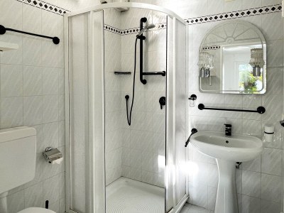 Holiday apartment Casa Al Lago - Directly on the beach - Features photo 14