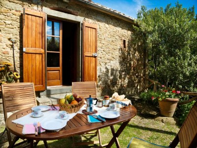 Holiday house Elegant 2-Bedroom Holiday Home in Tuscan. - Outdoor photo 2