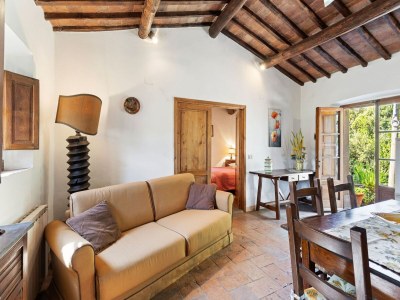 Holiday house Elegant 2-Bedroom Holiday Home in Tuscan. - Features photo 13