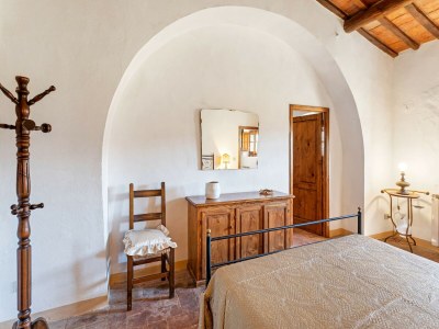 Holiday house Elegant 2-Bedroom Holiday Home in Tuscan. - Features photo 24