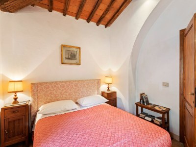 Holiday house Elegant 2-Bedroom Holiday Home in Tuscan. - Features photo 25