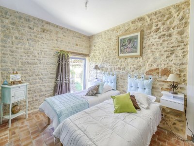 Farmhouse Farmhouse in Talon with Scenic Views - Features photo 12