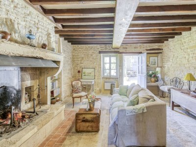 Farmhouse Farmhouse in Talon with Scenic Views - Features photo 13