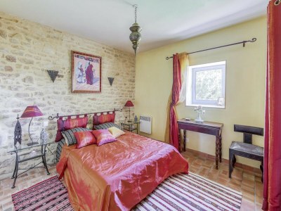 Farmhouse Farmhouse in Talon with Scenic Views - Features photo 14