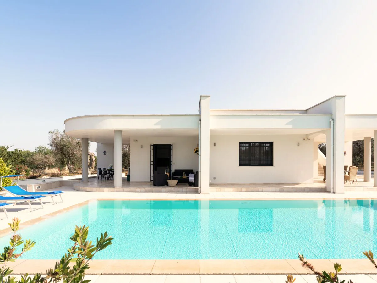 Villa Stella Cadente with private pool, fenced garden, 4km beaches