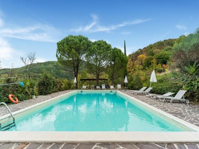 Holiday house Apartment with swimming pool near the forest - Outdoor photo 10