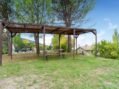 Holiday house Apartment with swimming pool near the forest - Outdoor photo 17