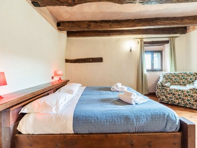 Holiday house Apartment with swimming pool near the forest - Features photo 36