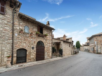 Holiday house Apartment with swimming pool near the forest - Environment photo 40