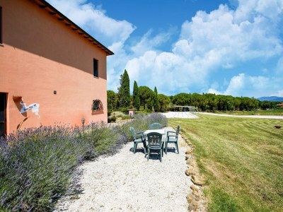 Holiday house Apartment in Castiglione near Lake Trasimeno - Outdoor photo 9
