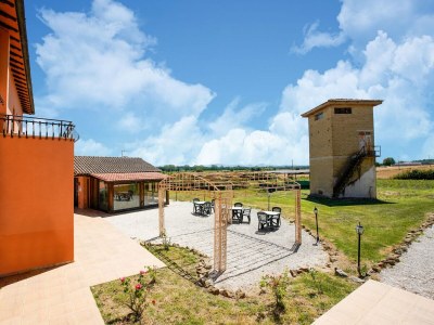 Holiday house Wohnung in Castiglione am Trasimeno-See - Outdoor photo 11