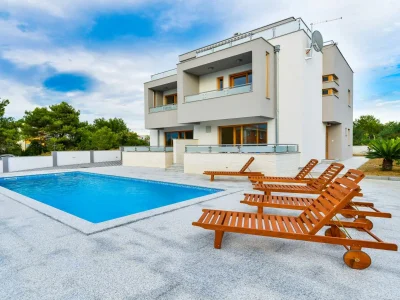 Villa New Villa with pool and roof terrace in NIN-(Zaton) - Villa