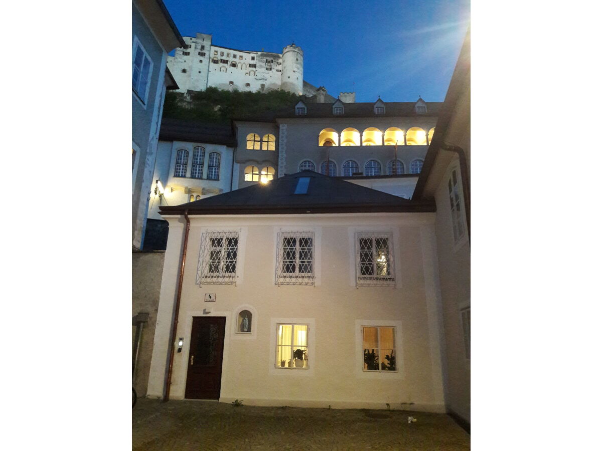 Holiday apartment Große Wohnung im Paterstöckl im Herzen der Salzburger Altstadt - Outdoor photo 4