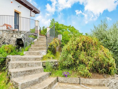 Villa Villa with pool and panoramic surroundings - Features photo 23