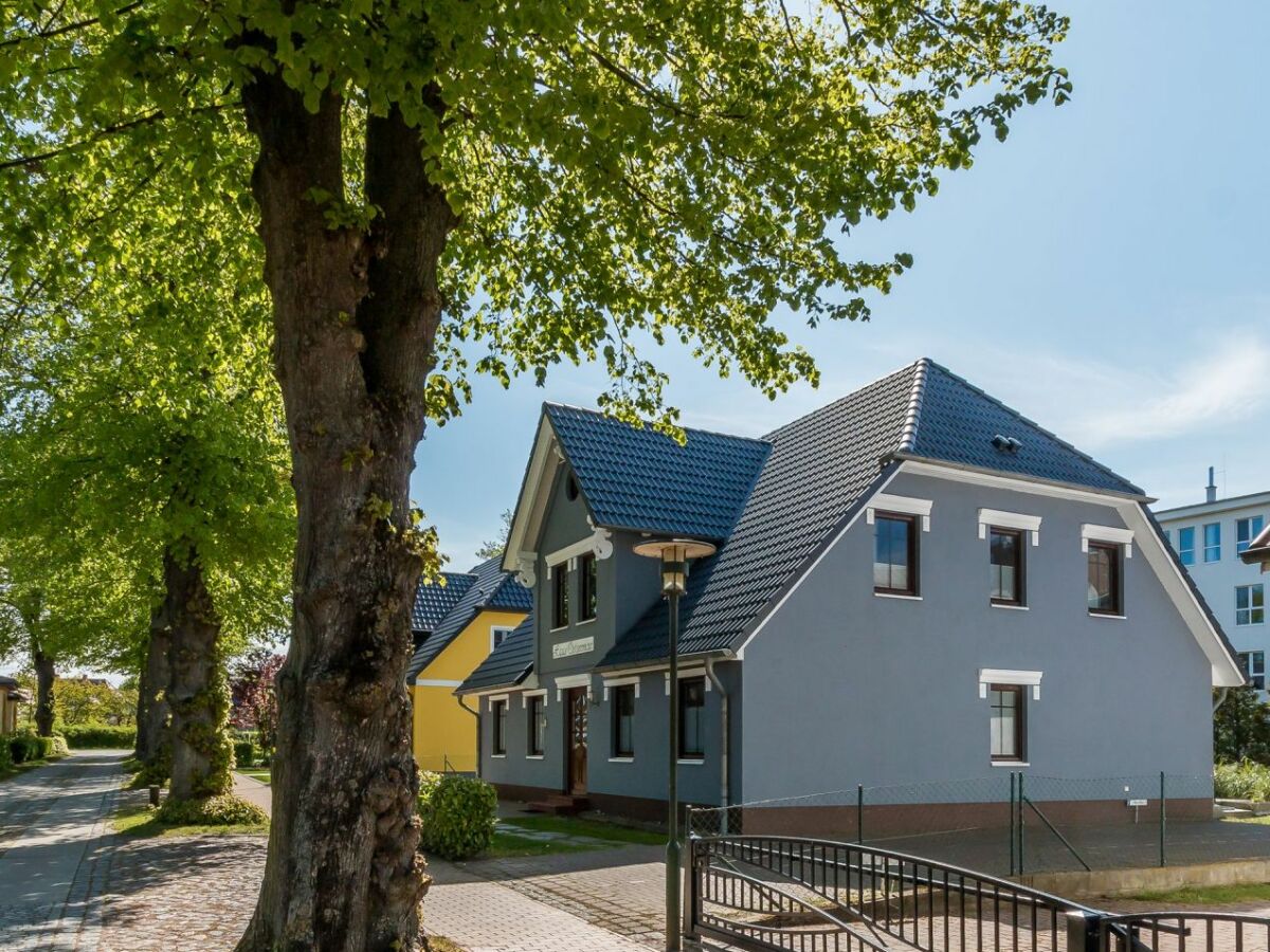 Holiday apartment Haus Ostseenixe 1