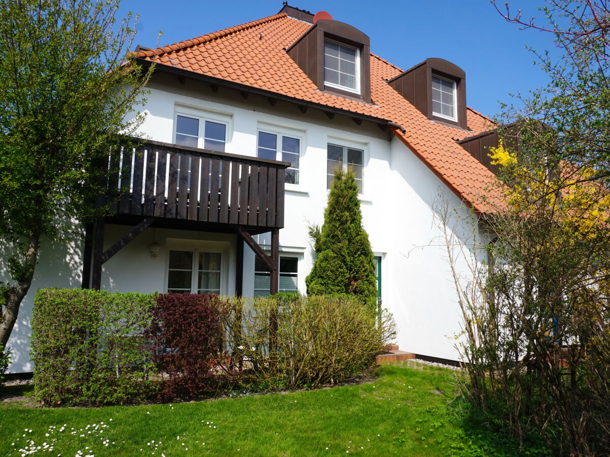 Holiday apartment Am Darßwald, holiday home 3 - Outdoor photo 2